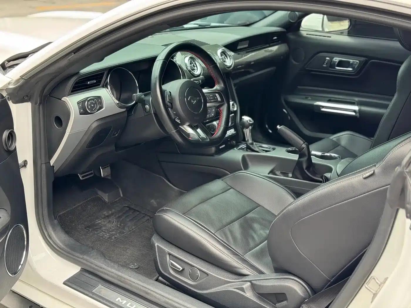 2016 Mustang 2.3T Performance Edition — миниатюра 9