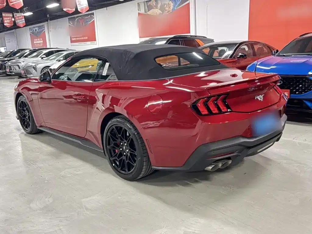 2024 Mustang 2.3T EcoBoost Convertible Sport — миниатюра 12