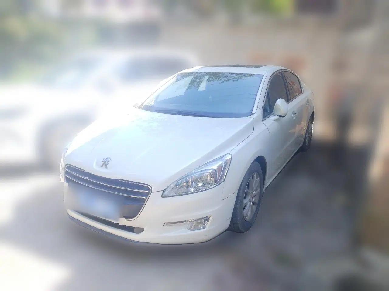 Peugeot 508 2013 2.0L 2nd Anniversary Edition with Automatic Sunroof – Classic Version — миниатюра 1