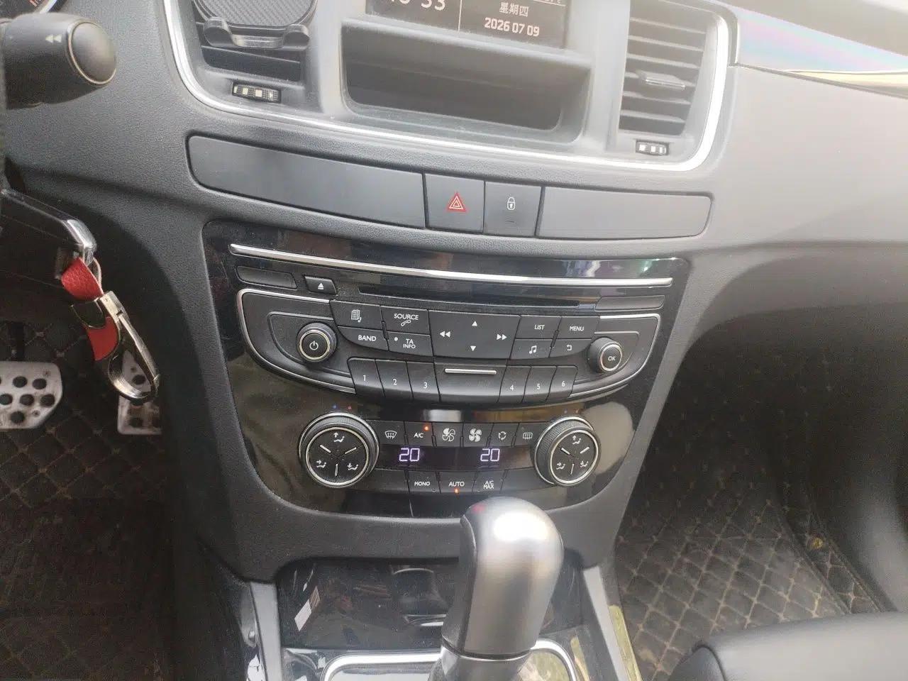 Peugeot 508 2013 2.0L 2nd Anniversary Edition with Automatic Sunroof – Classic Version — миниатюра 13