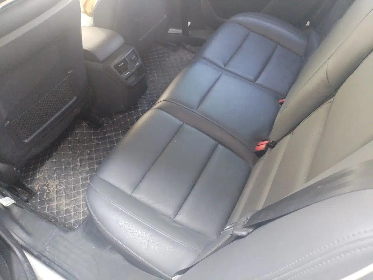 Peugeot 508 2013 2.0L 2nd Anniversary Edition with Automatic Sunroof – Classic Version — миниатюра 17