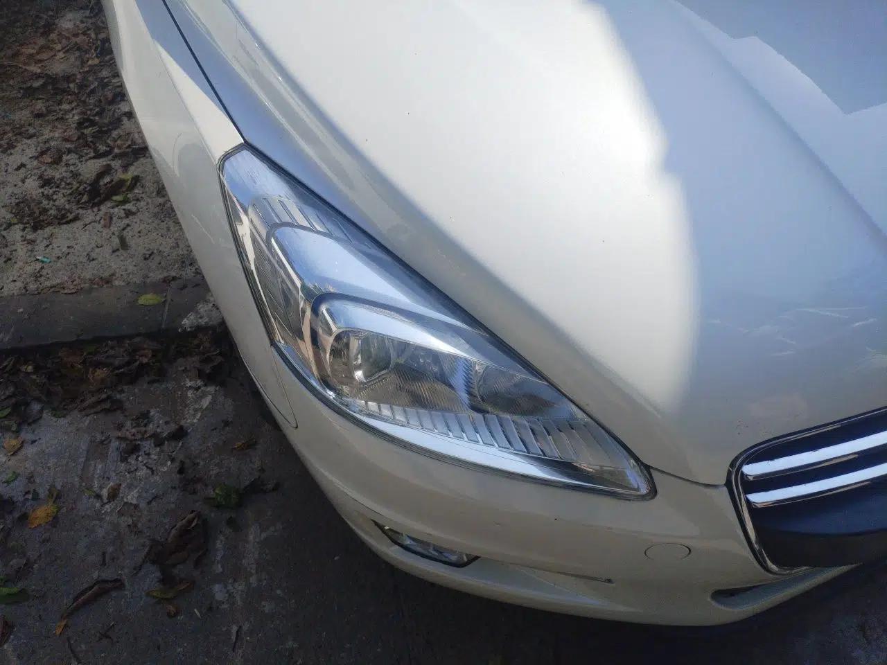 Peugeot 508 2013 2.0L 2nd Anniversary Edition with Automatic Sunroof – Classic Version — миниатюра 7