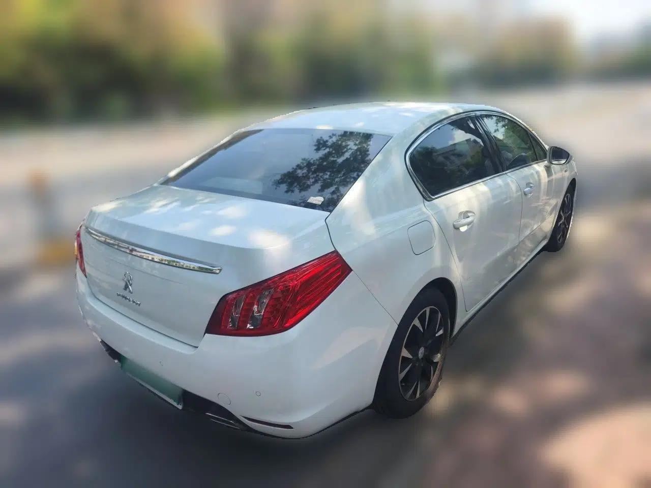 Peugeot 508 2013 2.0L 2nd Anniversary Edition Automatic Smart Enjoyment Version — миниатюра 6