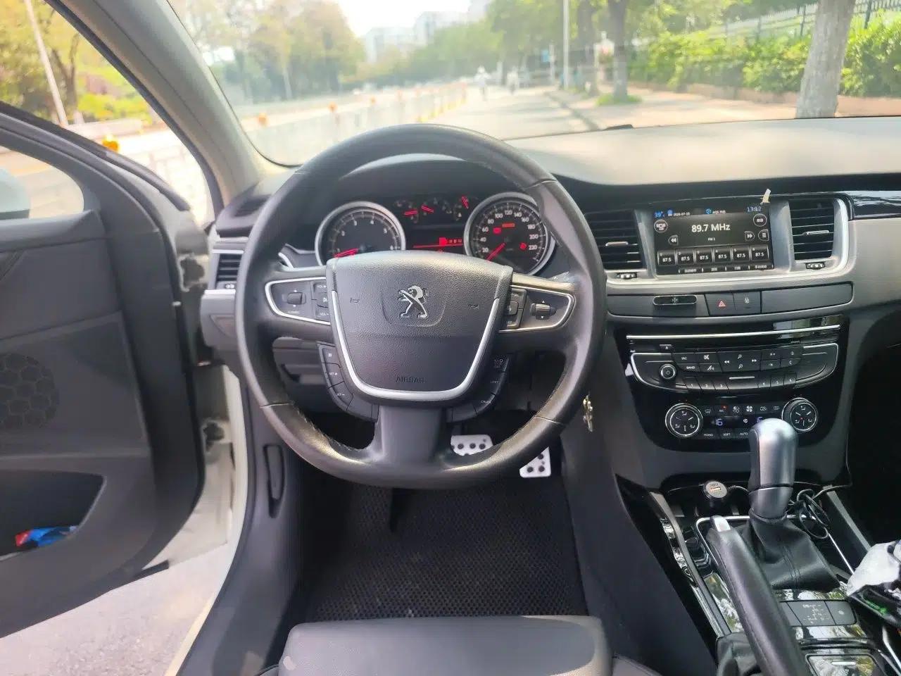 Peugeot 508 2013 2.0L 2nd Anniversary Edition Automatic Smart Enjoyment Version — миниатюра 10