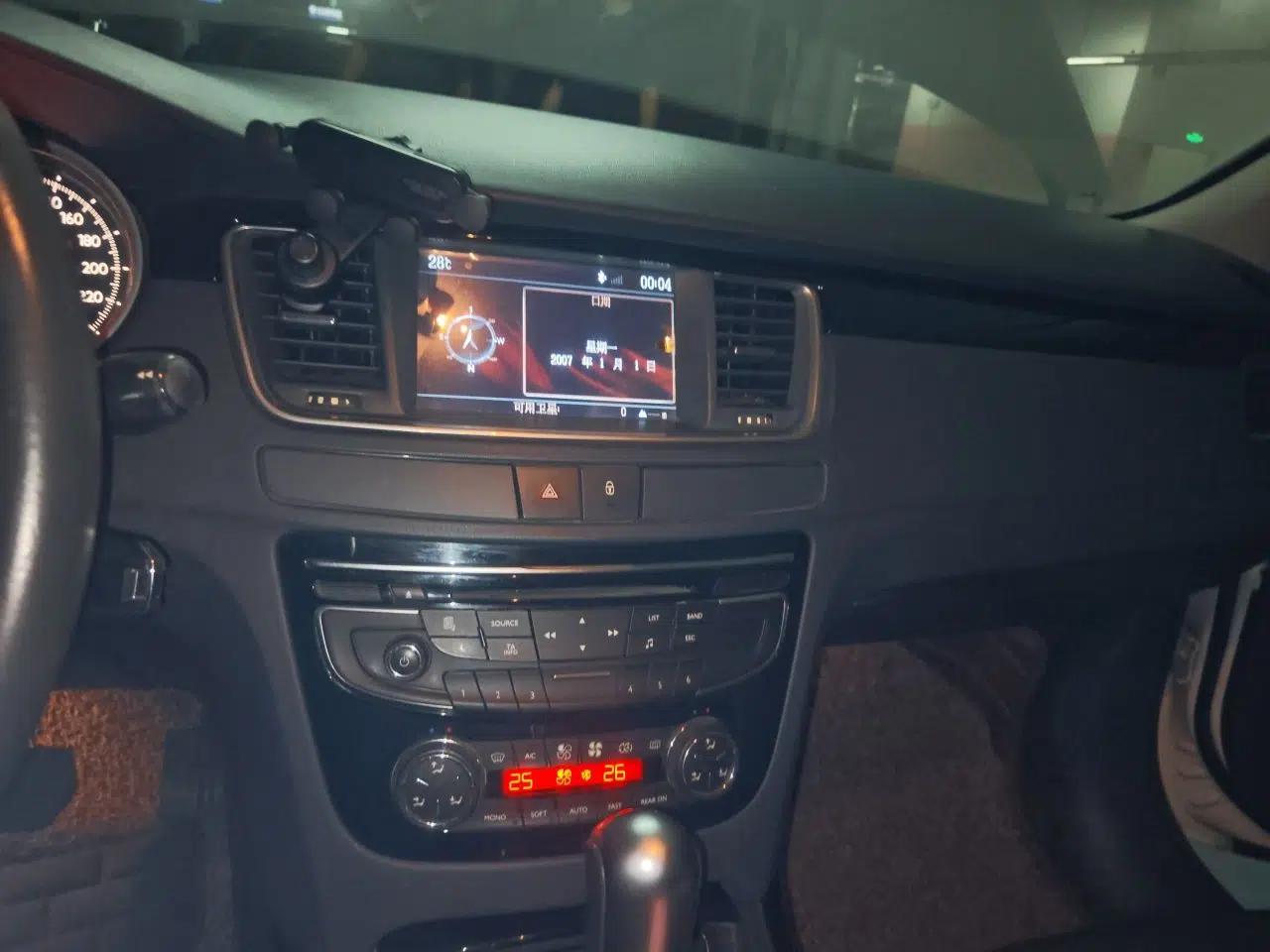 Peugeot 508 2012 2.3L Roland Garros Edition — миниатюра 13