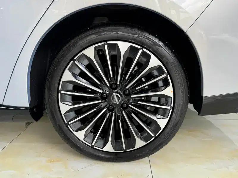 Nissan N7 2025 625 Pro — миниатюра 9