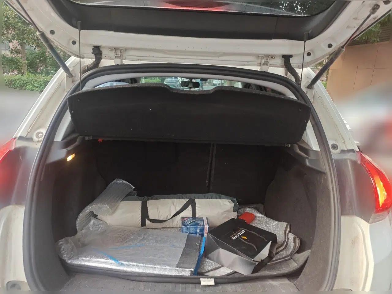 Peugeot 2008 2014 1.6L Manual Fashion Edition — миниатюра 19