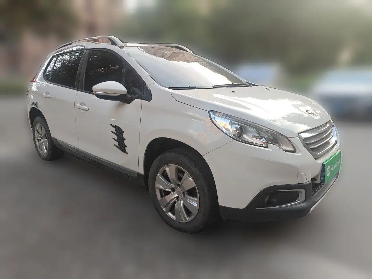 Peugeot 2008 2014 1.6L Manual Fashion Edition — миниатюра 3