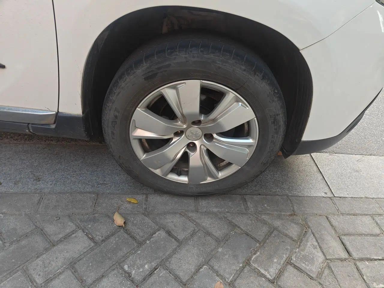 Peugeot 2008 2014 1.6L Manual Fashion Edition — миниатюра 8