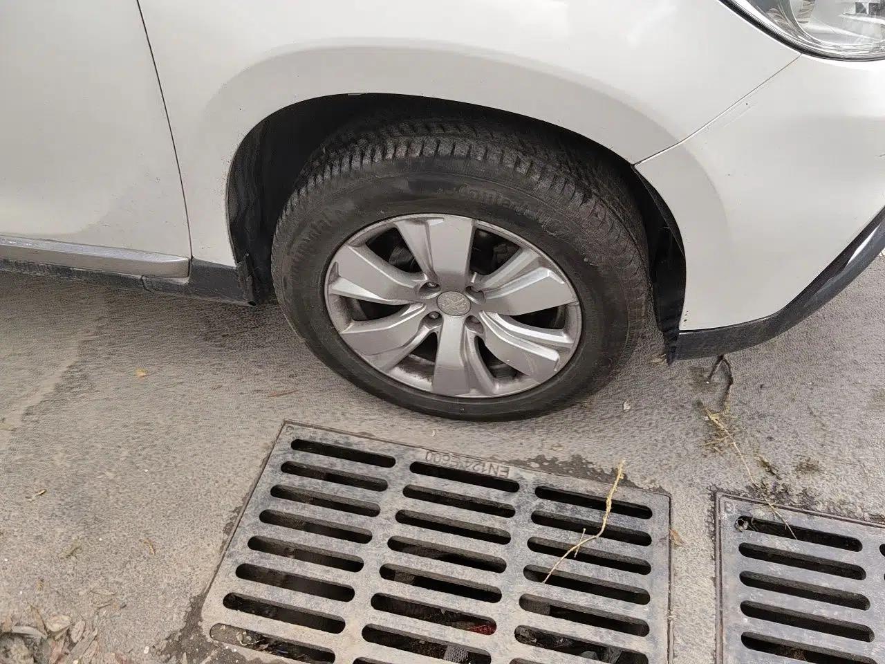 Peugeot 2008 2014 1.6L Manual Fashion Edition — миниатюра 8