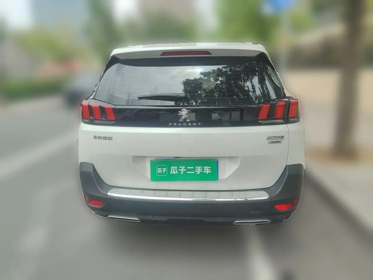 Peugeot 5008 2017 380THP 7-Seater Elite Edition — миниатюра 5