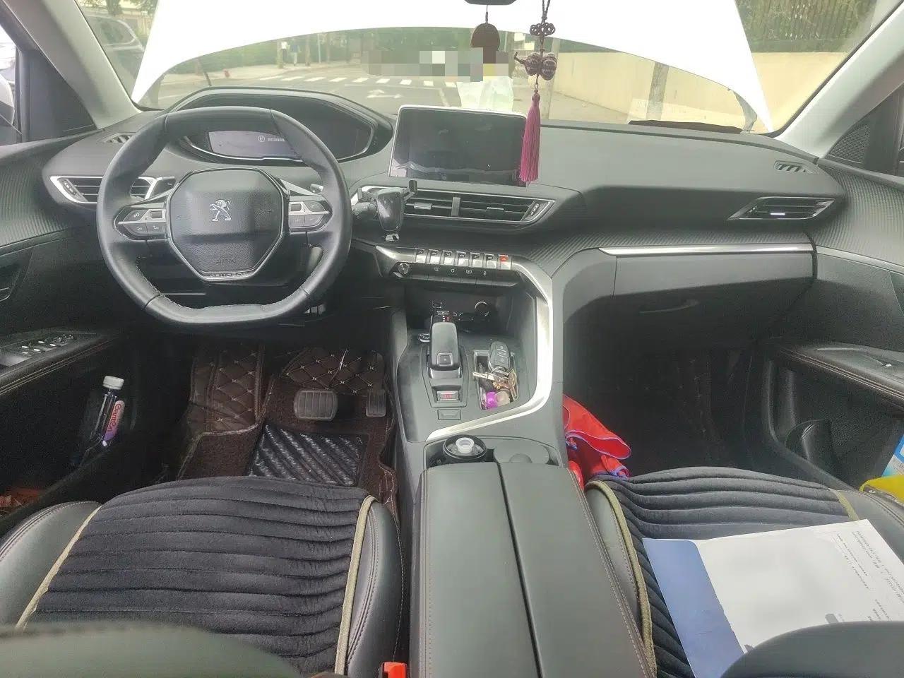 Peugeot 5008 2017 380THP 7-Seater Elite Edition — миниатюра 9