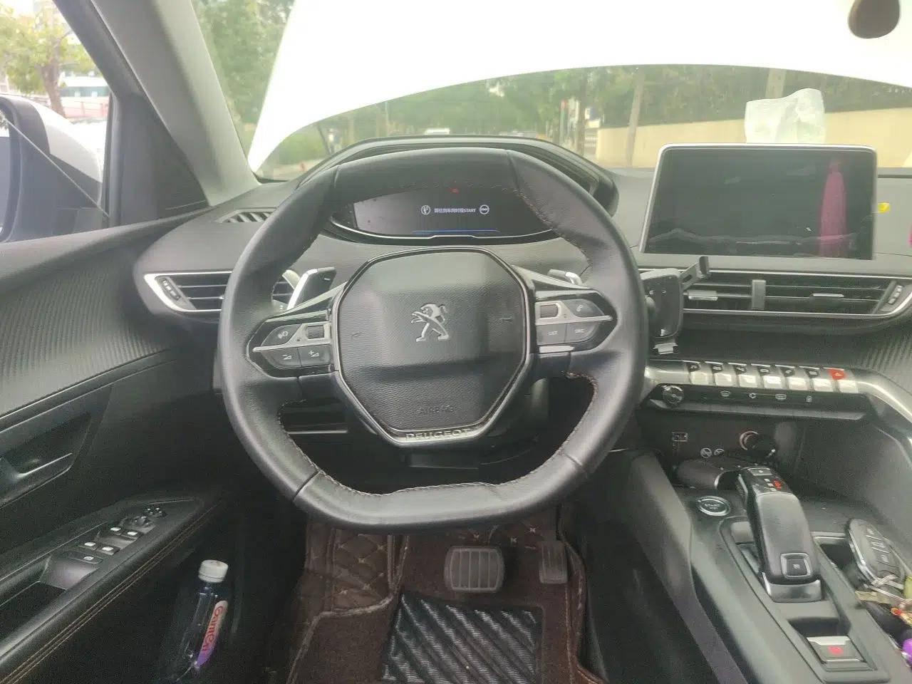 Peugeot 5008 2017 380THP 7-Seater Elite Edition — миниатюра 10