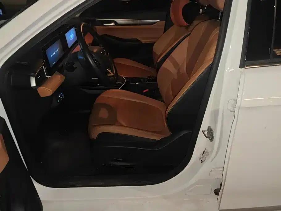 Ford Focus 2021 1.5L Automatic Glory Edition — миниатюра 9