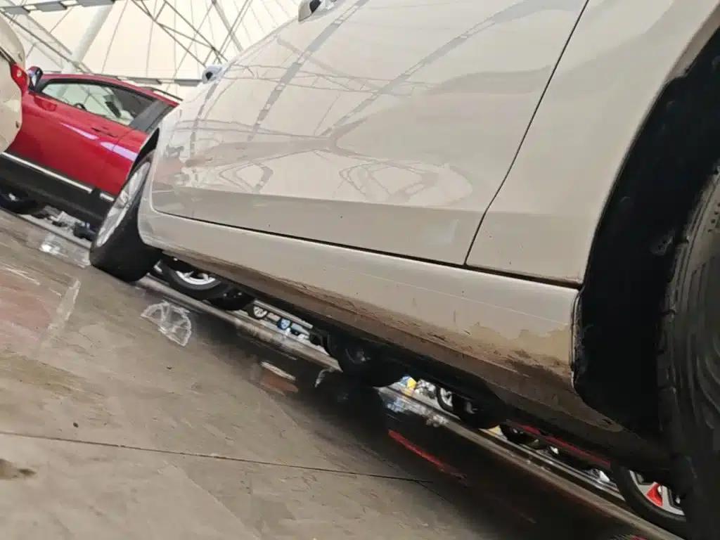 Ford Focus 2015 1.5L Automatic Fashion Edition — миниатюра 21