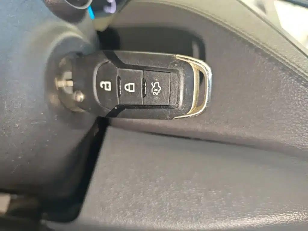 Ford Focus 2015 1.5L Automatic Fashion Edition — миниатюра 9