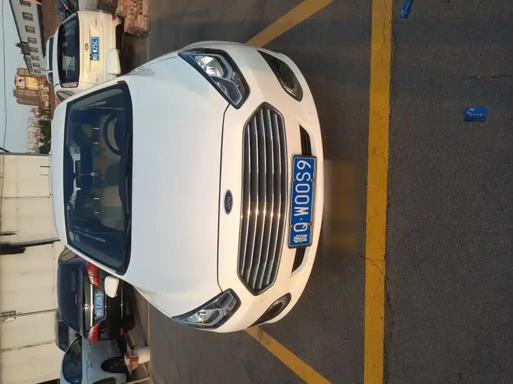 2017 Ford Focus Facelift 1.5L Automatic Comfort Model — миниатюра 25