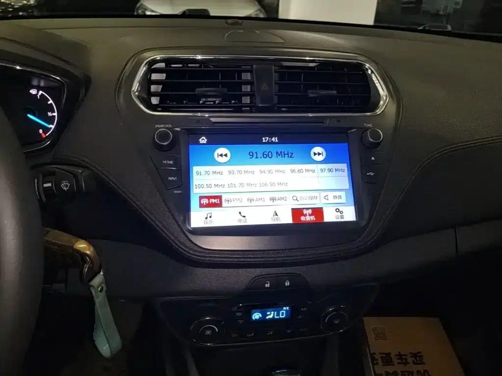 Ford Focus 2017 Happiness Edition 1.5L Automatic Fashion Model — миниатюра 13