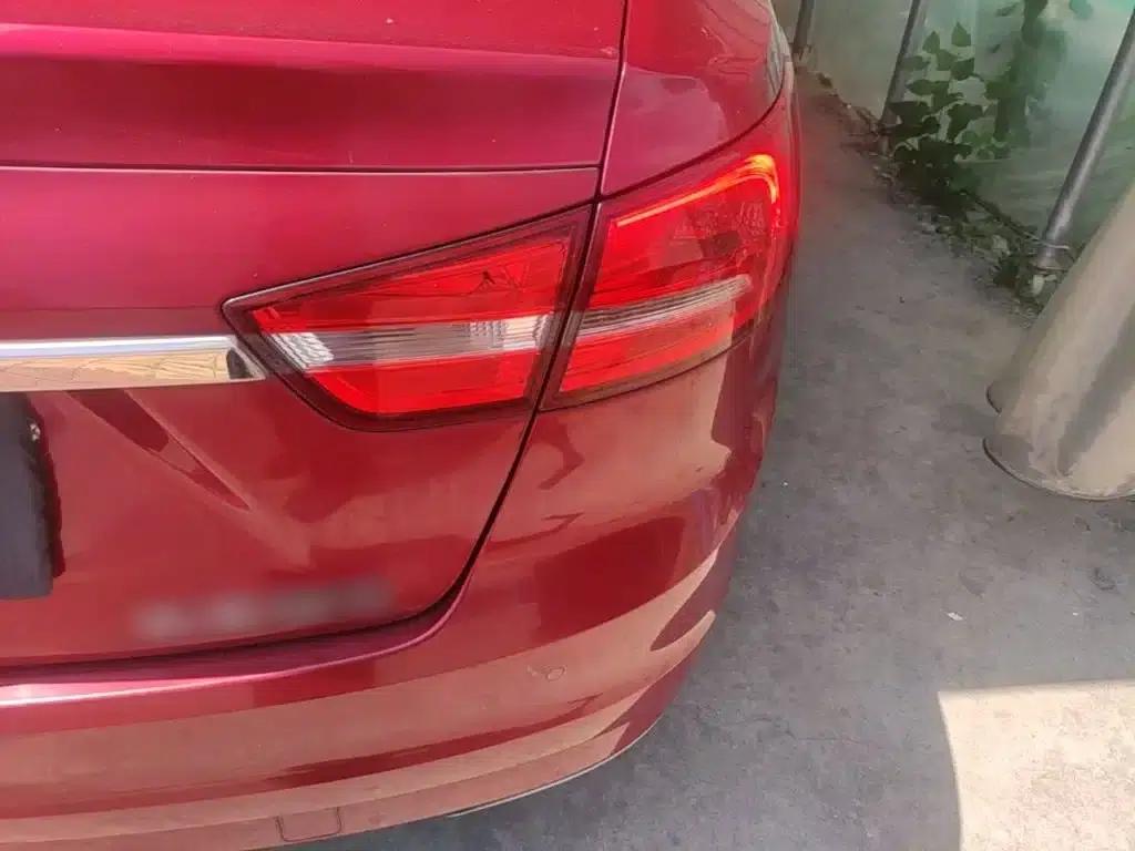 Ford Focus 2015 1.5L Automatic Comfort Model — миниатюра 8