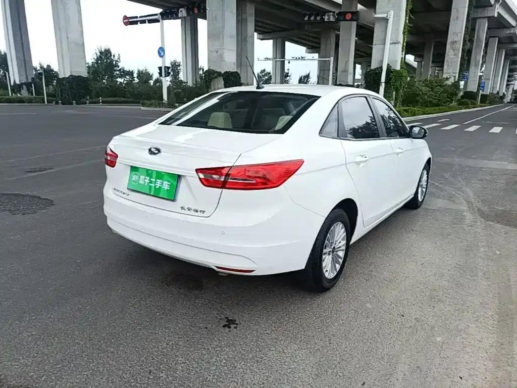 2017 Ford Focus Facelift 1.5L Manual Comfort Model — миниатюра 7