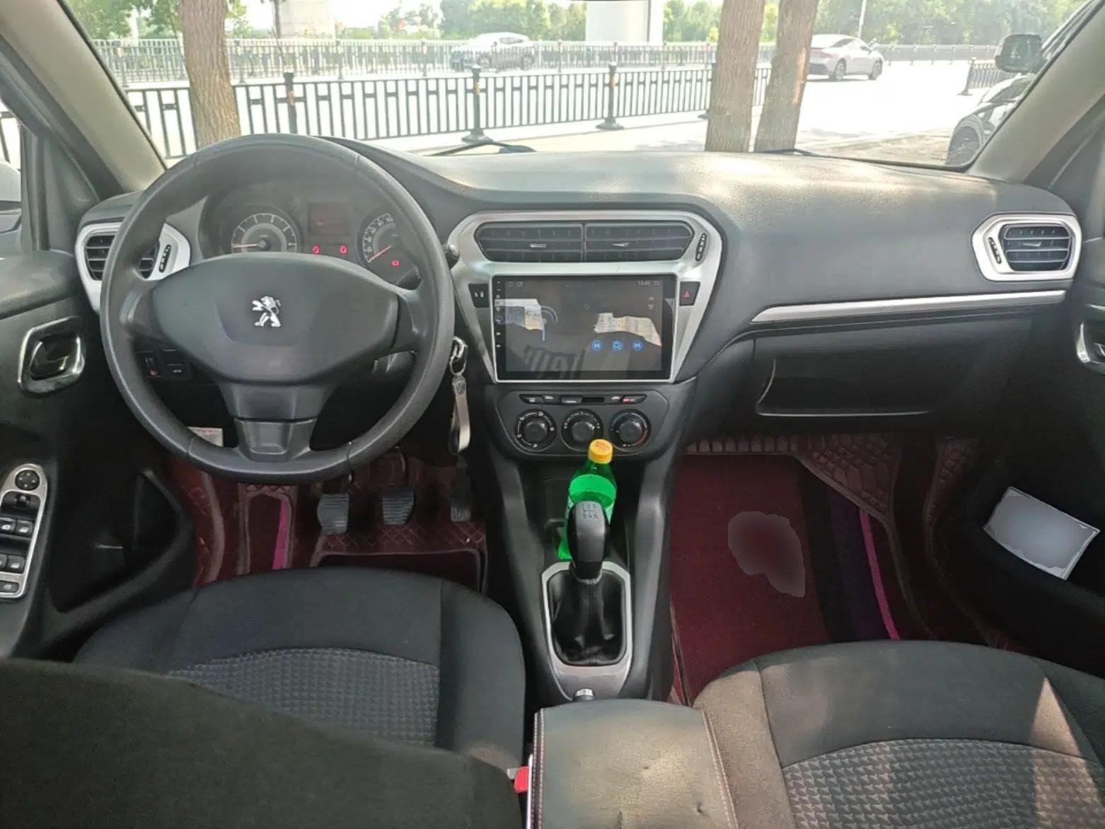 Peugeot 301 2016 1.6L Manual Comfort Edition — миниатюра 12