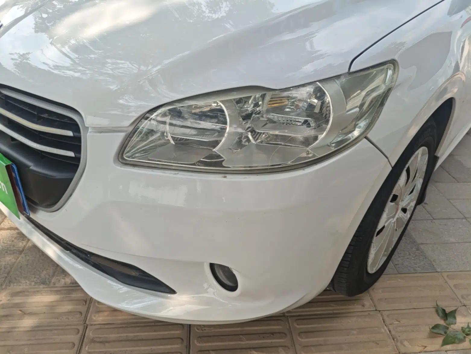 Peugeot 301 2016 1.6L Manual Comfort Edition — миниатюра 8