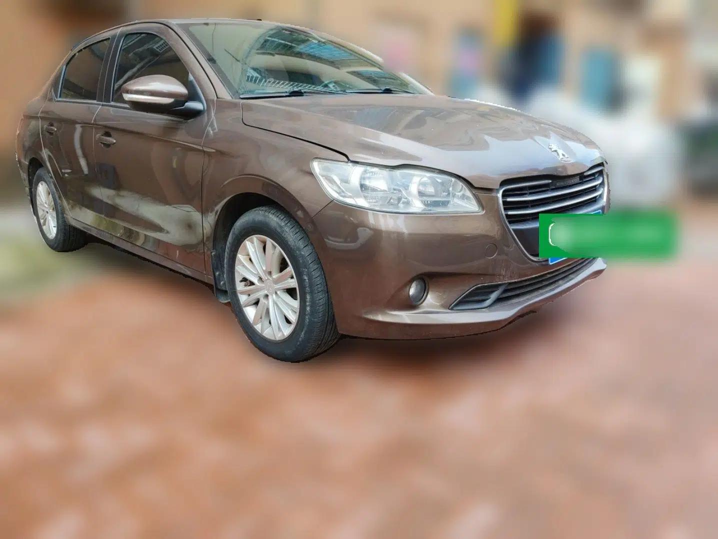 Peugeot 301 2014 1.6L Manual Luxury Edition — миниатюра 3