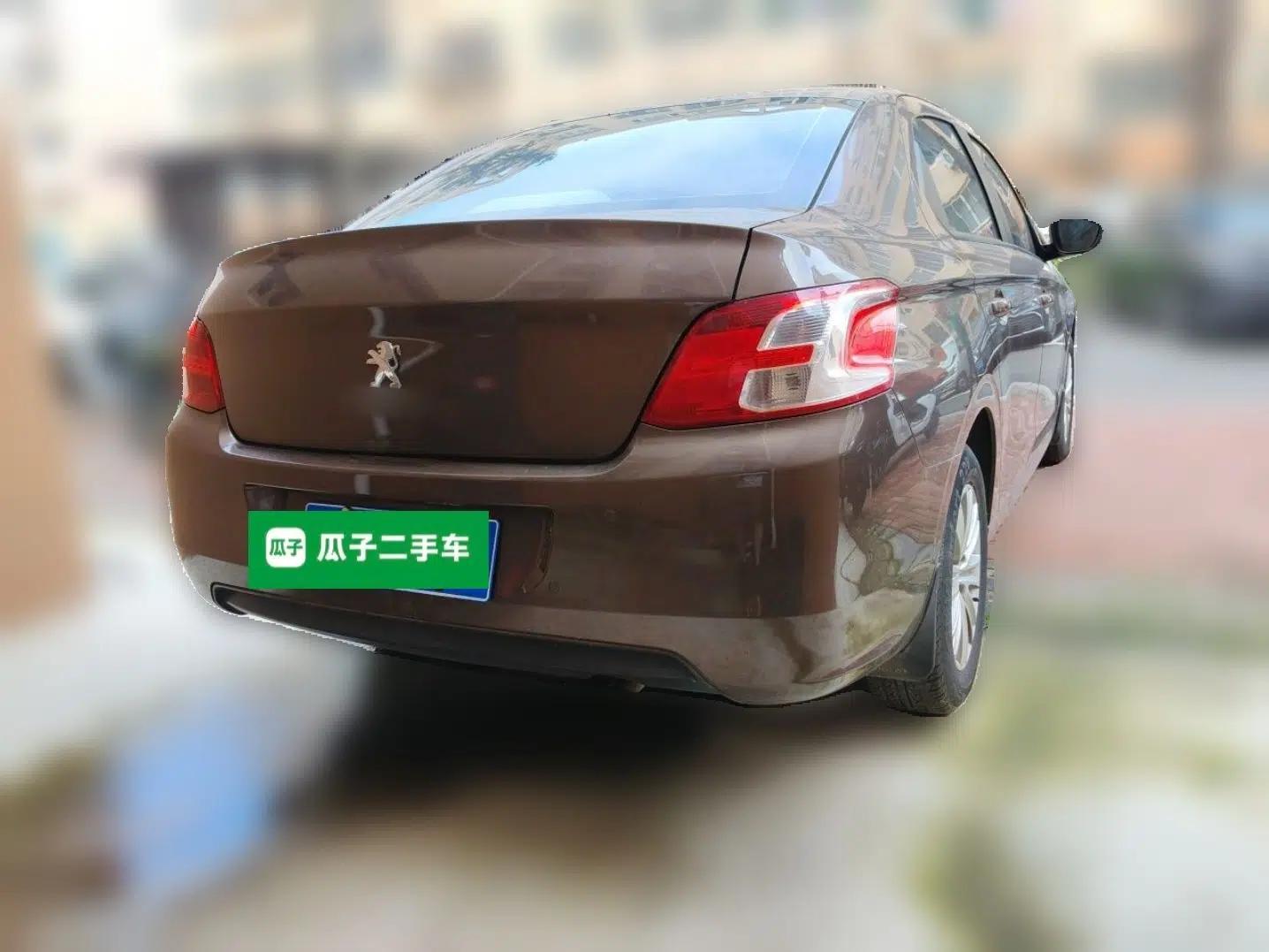 Peugeot 301 2014 1.6L Manual Luxury Edition — миниатюра 6