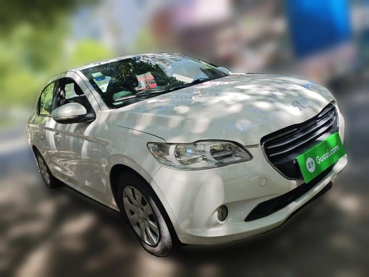 Peugeot 301 2016 1.6L Manual Comfort Edition — миниатюра 3