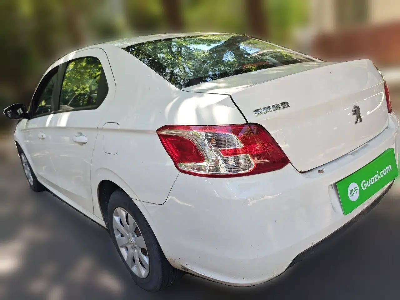 Peugeot 301 2016 1.6L Manual Comfort Edition — миниатюра 4