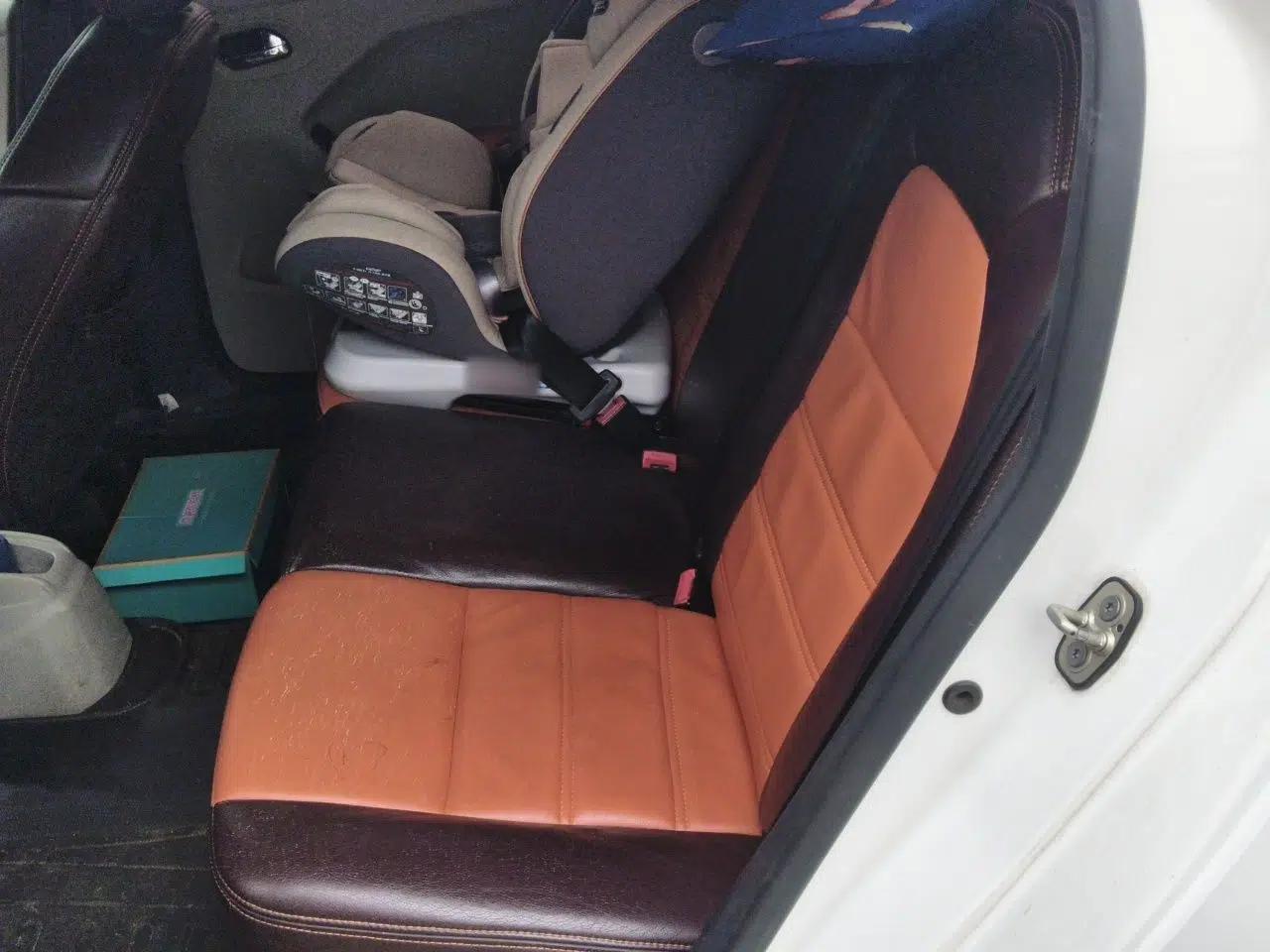 Peugeot 301 2014 1.6L Automatic Comfort Edition — миниатюра 21