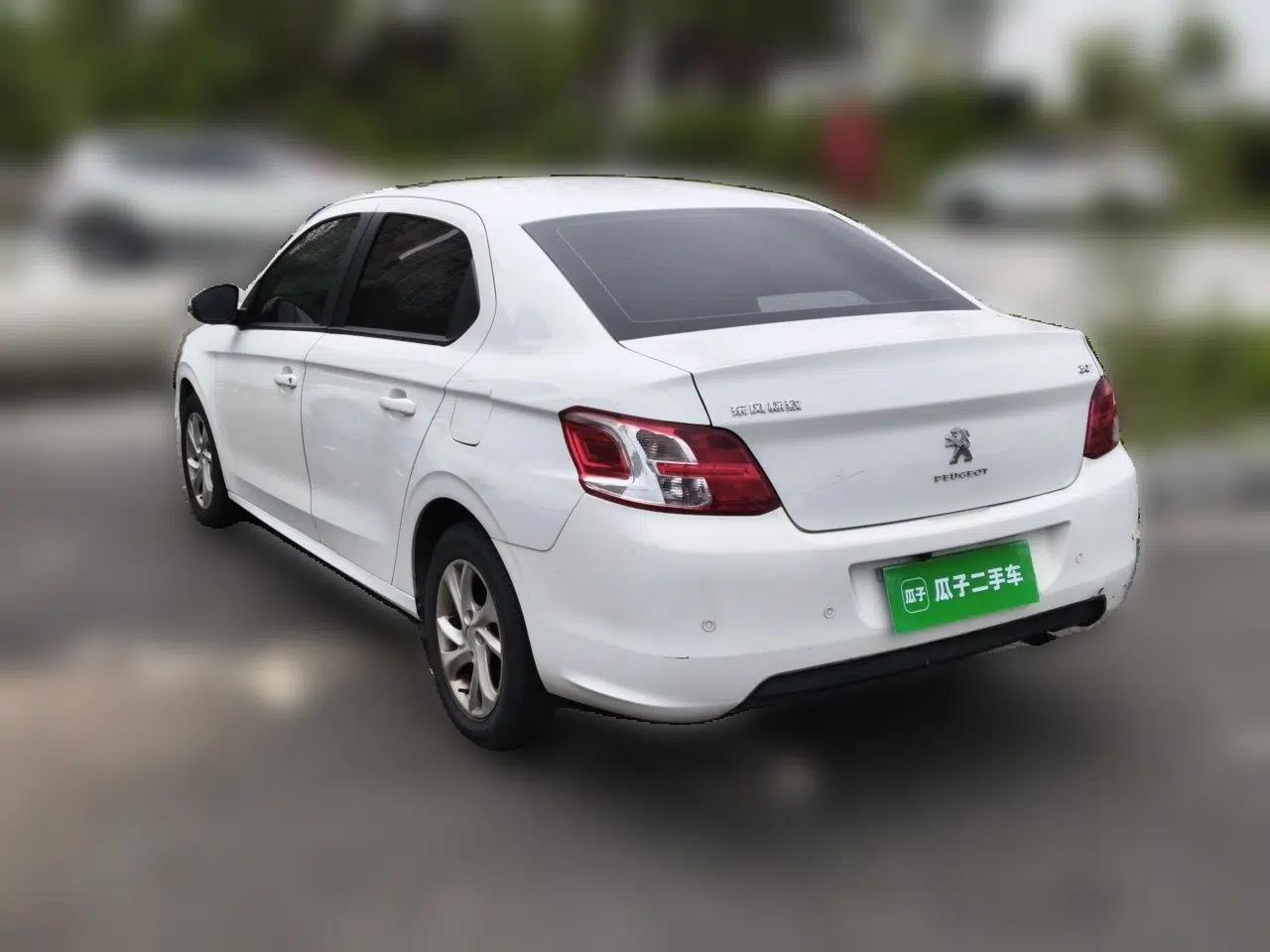 Peugeot 301 2014 1.6L Automatic Comfort Edition — миниатюра 4
