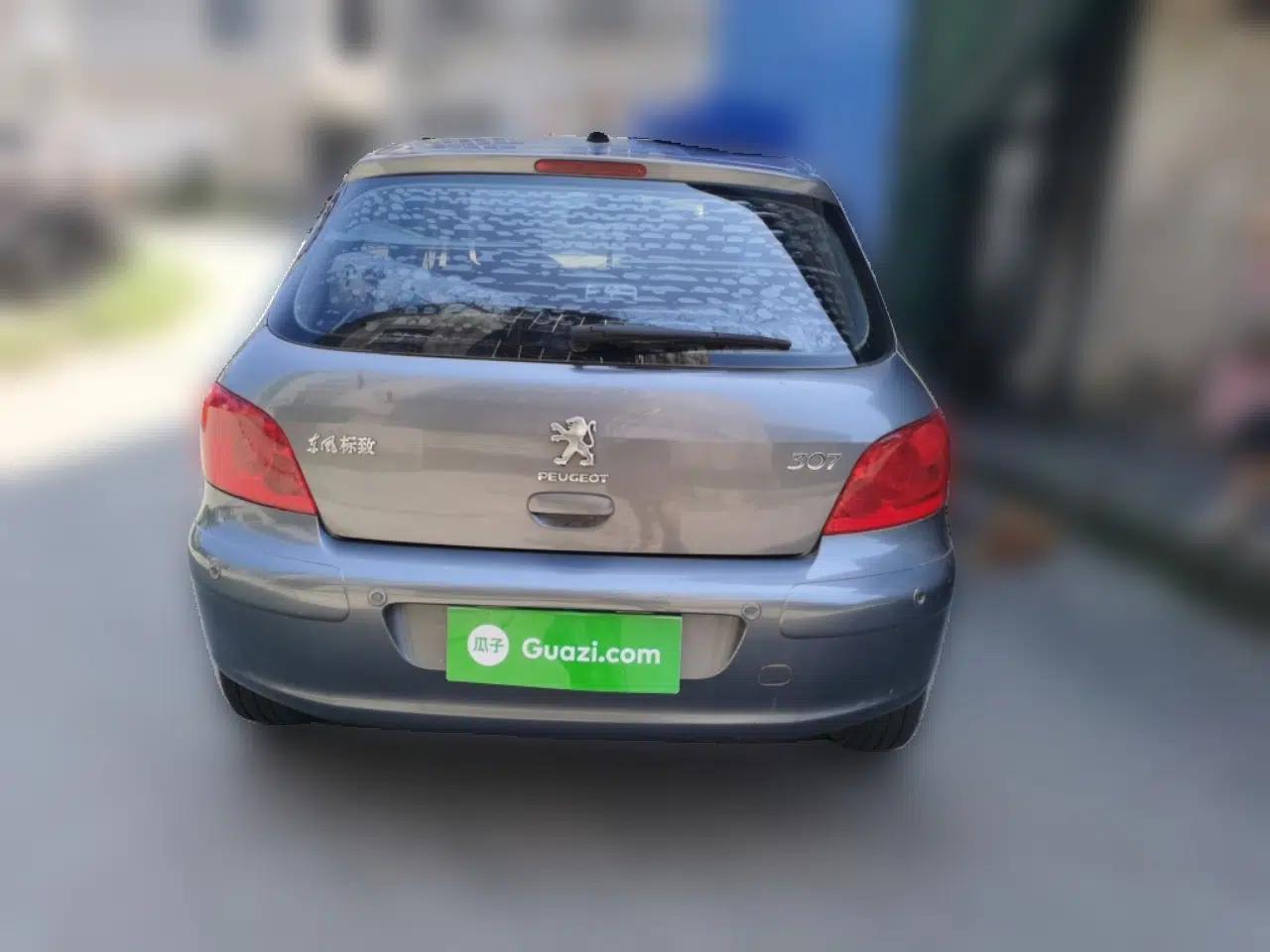 Peugeot 307 2012 Hatchback 1.6L Manual Comfort Edition — миниатюра 5