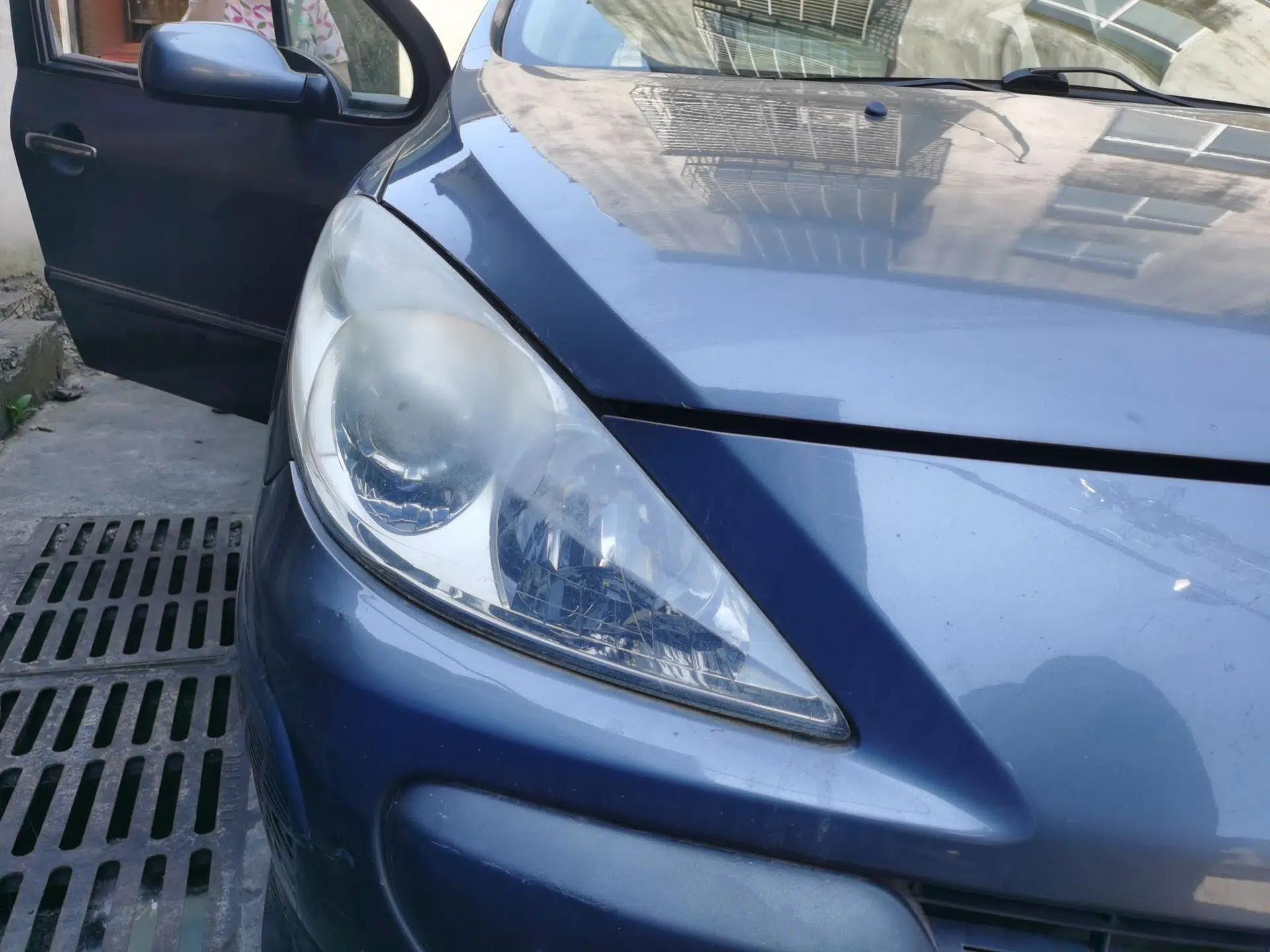 Peugeot 307 2012 Hatchback 1.6L Manual Comfort Edition — миниатюра 7