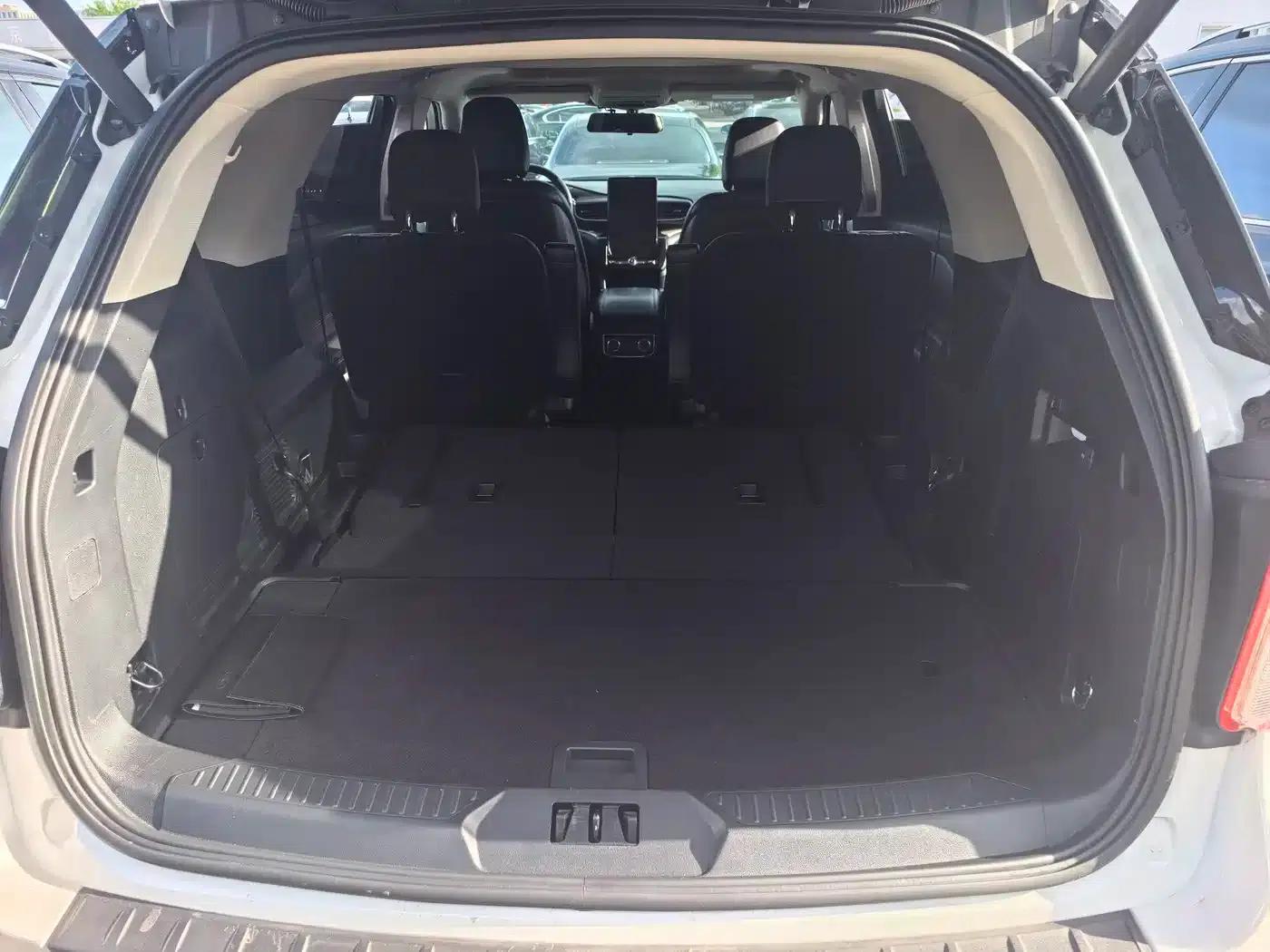 Explorer 2020 EcoBoost 285 4WD Fashion Edition 6-seater — миниатюра 14