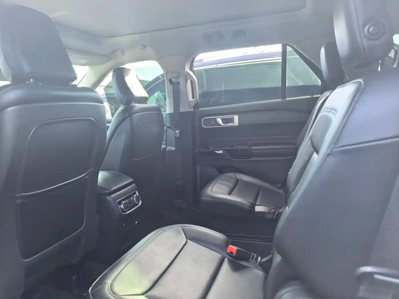 Explorer 2020 EcoBoost 285 4WD Fashion Edition 6-seater — миниатюра 8