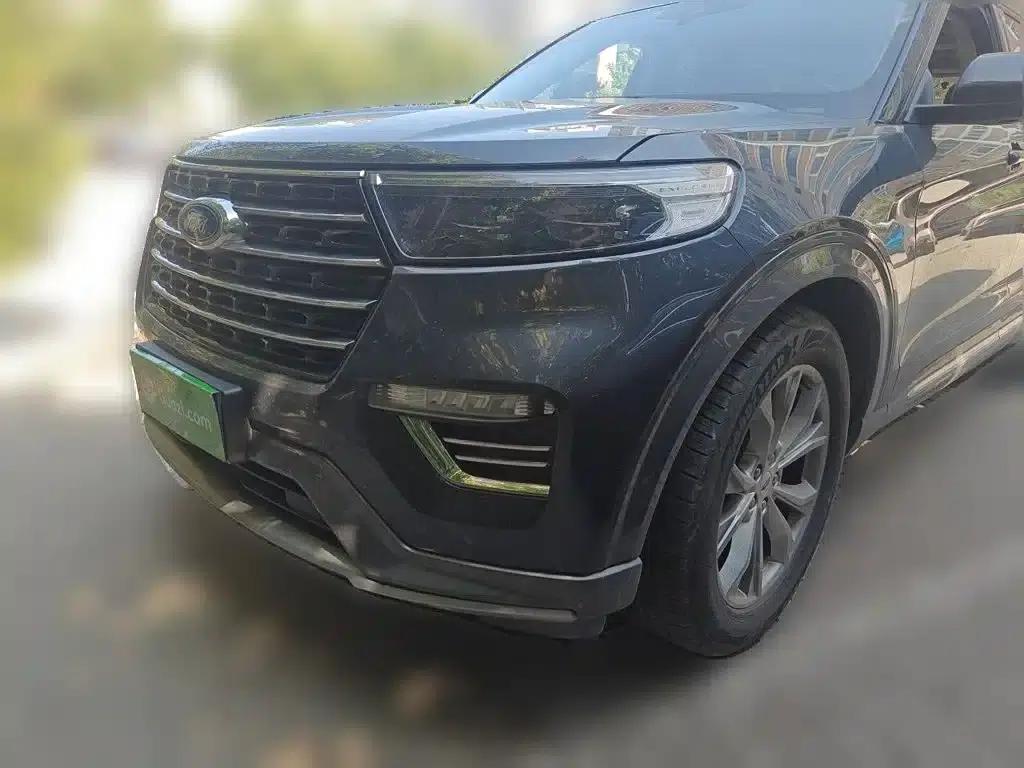 2020 Ford Explorer EcoBoost 285 Rear-Wheel Drive Fashion Edition 7-Seater — миниатюра 1