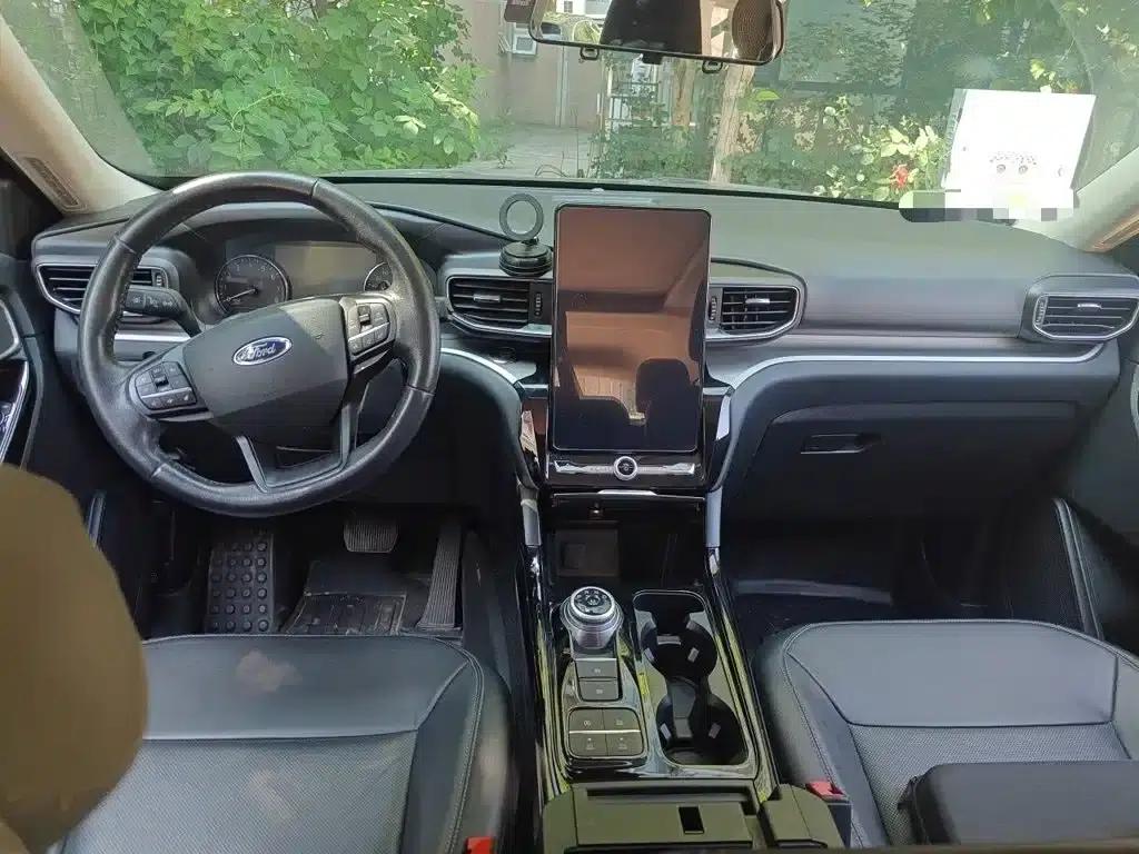 2020 Ford Explorer EcoBoost 285 Rear-Wheel Drive Fashion Edition 7-Seater — миниатюра 13