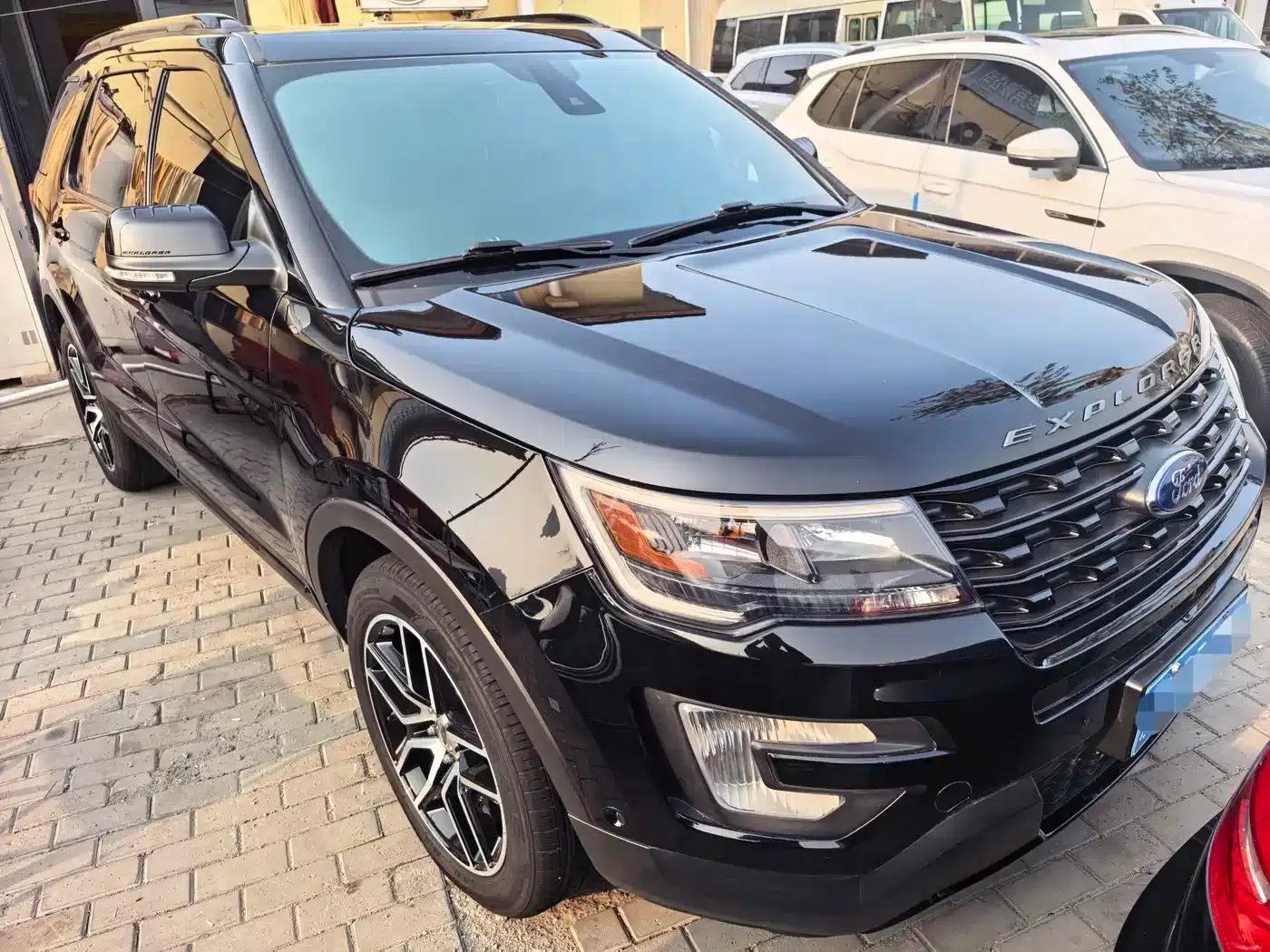 2016 Explorer 3.5T Sport Edition (Imported) — миниатюра 2