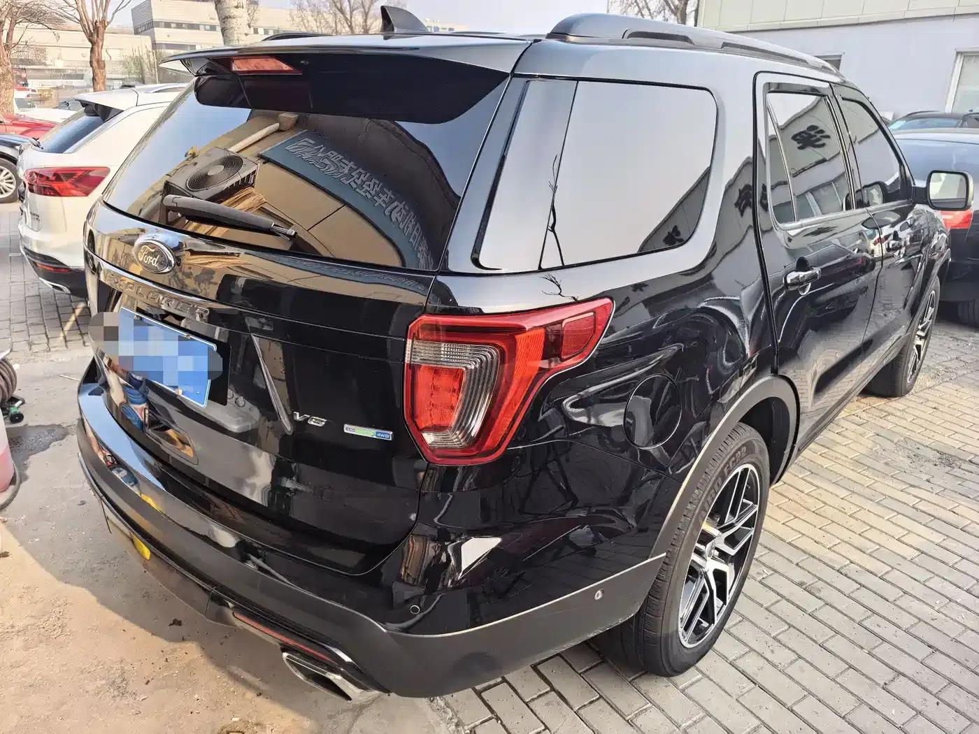 2016 Explorer 3.5T Sport Edition (Imported) — миниатюра 3