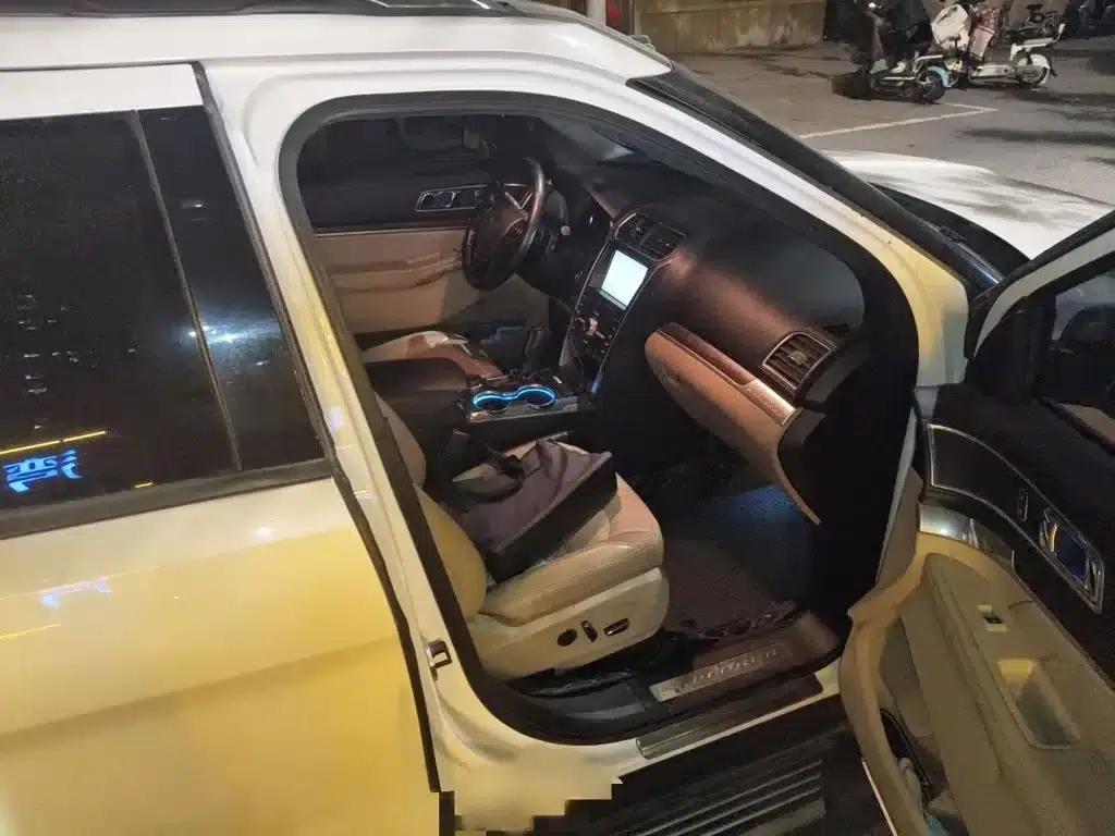 2016 Explorer 2.3T Elite Edition (Imported) — миниатюра 20