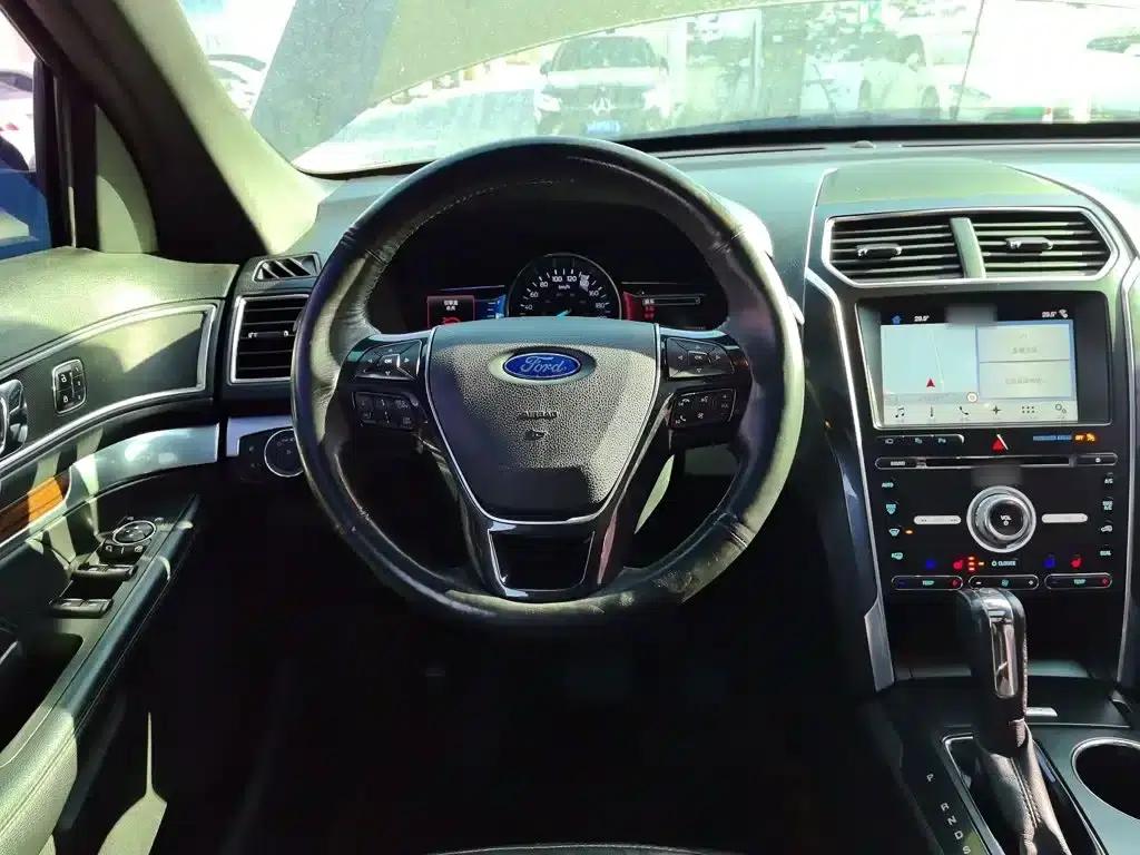 2017 Explorer 2.3T Elite Edition (Imported) — миниатюра 11