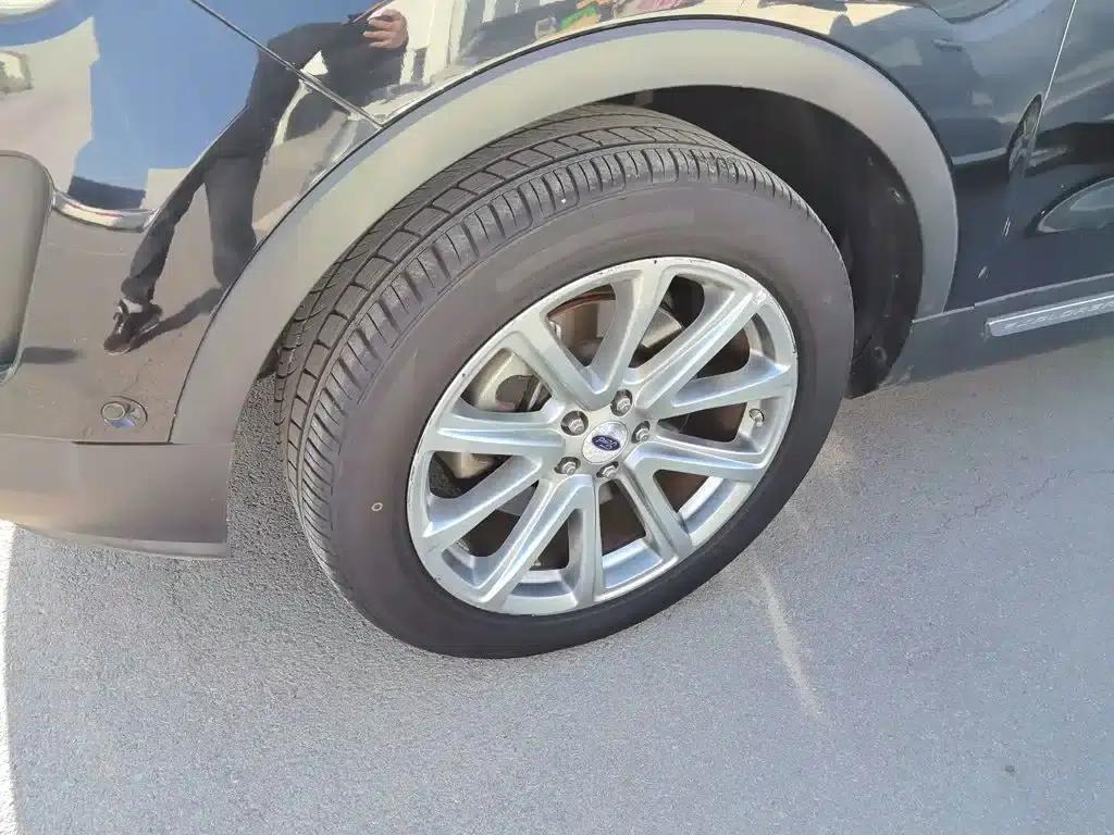 2017 Explorer 2.3T Elite Edition (Imported) — миниатюра 23