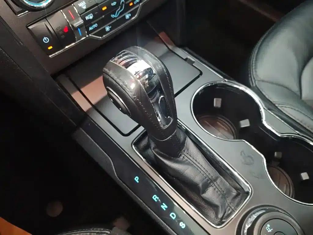 2017 Explorer 2.3T Fashion Edition (Imported) — миниатюра 14