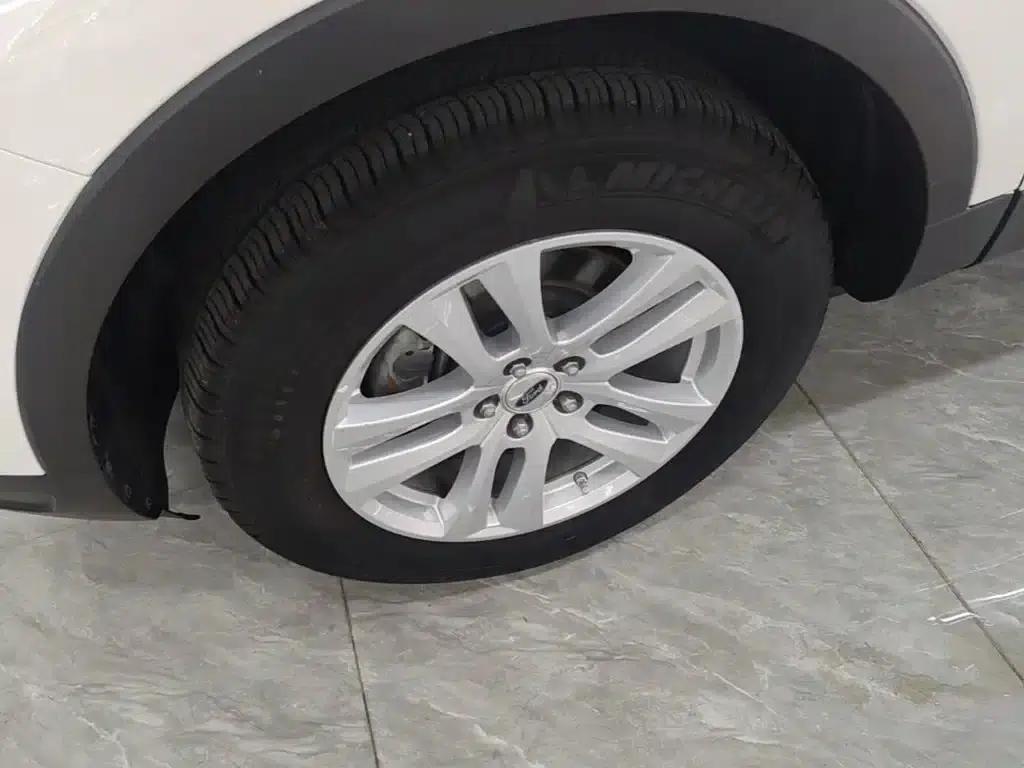2017 Explorer 2.3T Fashion Edition (Imported) — миниатюра 23