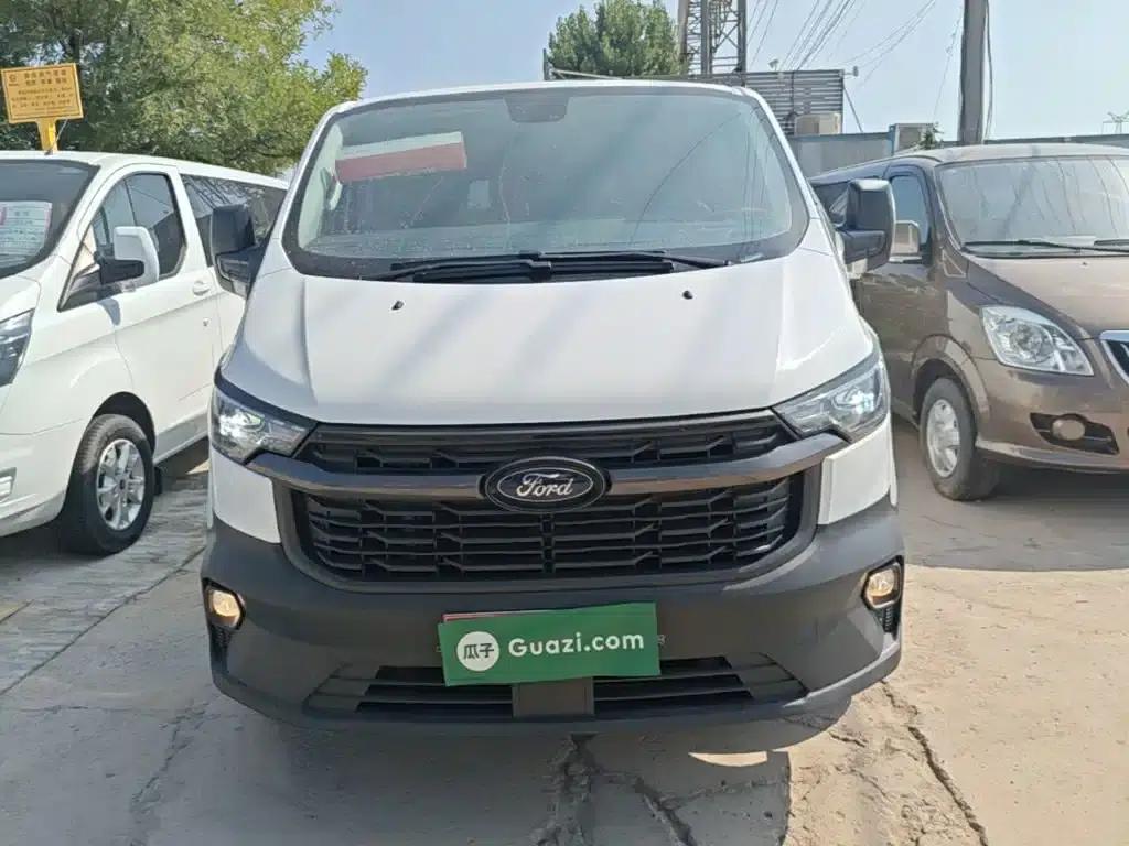 Ford Transit 2023 2.0T Diesel Manual Multi-functional Commercial Vehicle, Short Wheelbase, Low Roof, 5/6 Seats — миниатюра 3
