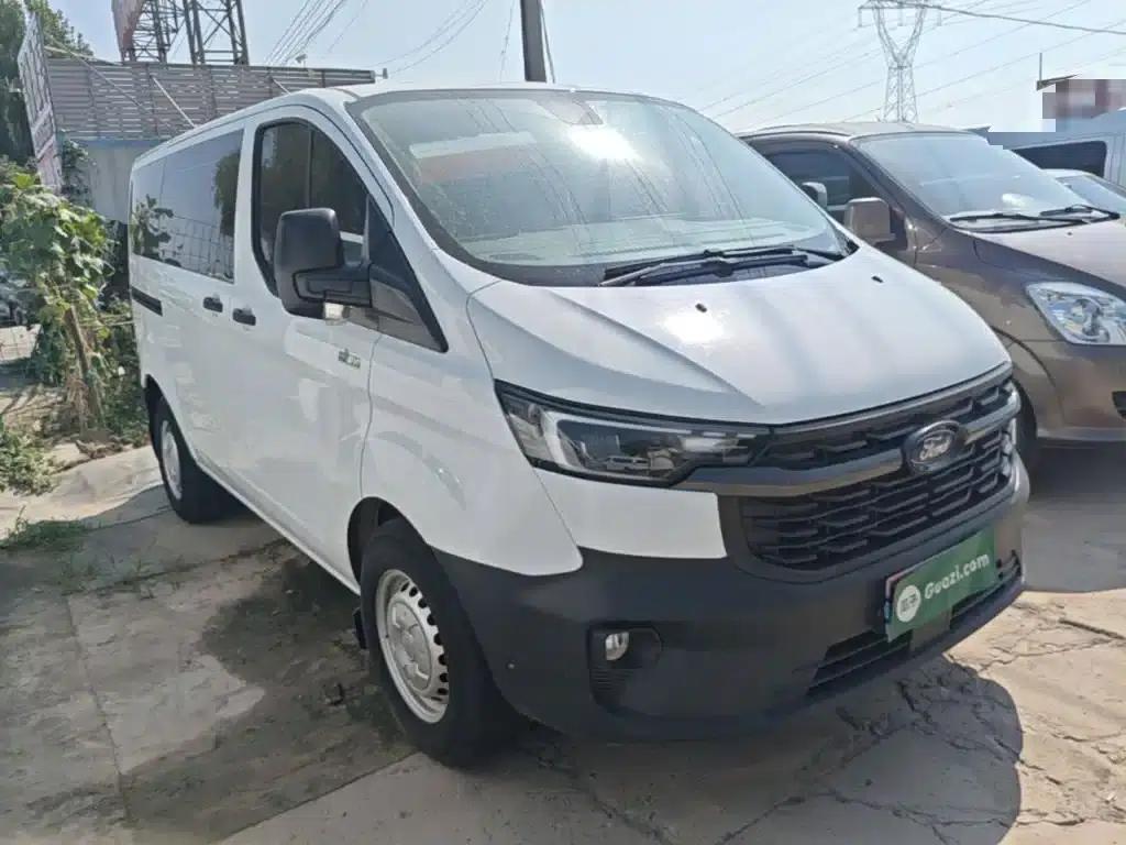 Ford Transit 2023 2.0T Diesel Manual Multi-functional Commercial Vehicle, Short Wheelbase, Low Roof, 5/6 Seats — миниатюра 4