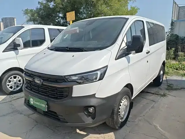 Ford Transit 2023 2.0T Diesel Manual Multi-functional Commercial Vehicle, Short Wheelbase, Low Roof, 5/6 Seats