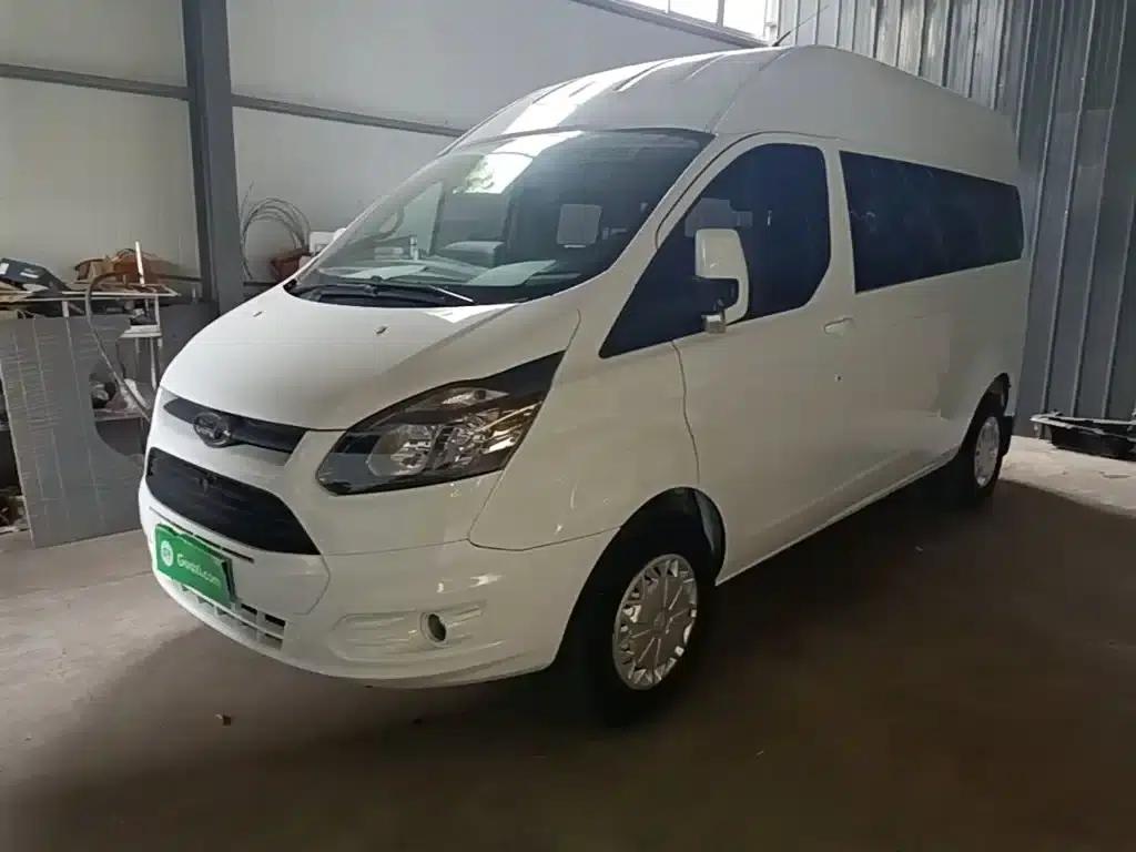 Ford Transit 2021 2.0T Diesel Manual Premium Commercial/Vehicle Type, 9 Seats, Central Wheelbase, Central Roof, China VI Emission Standard — миниатюра 1