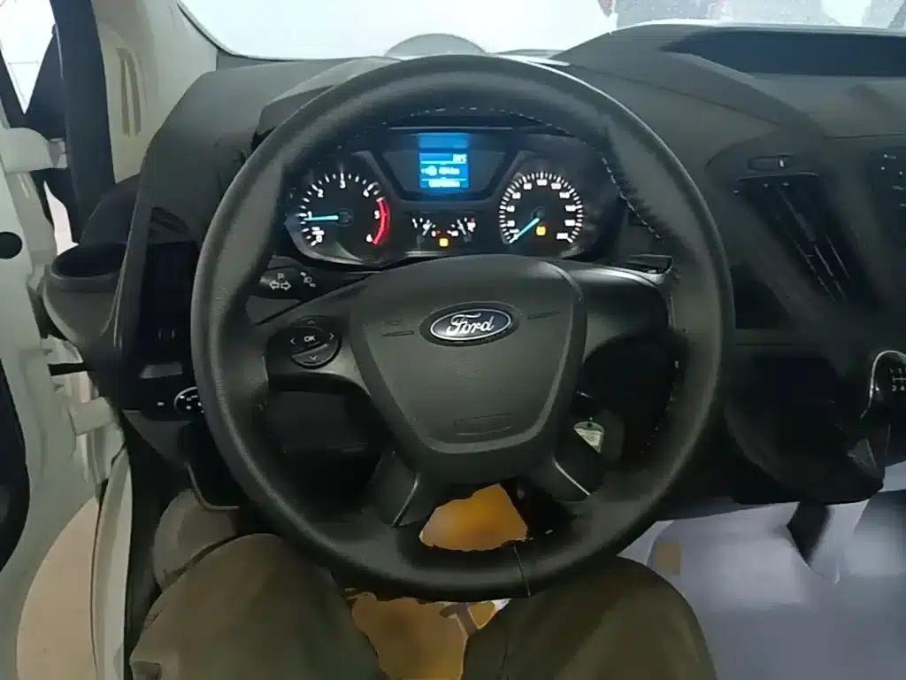 Ford Transit 2021 2.0T Diesel Manual Premium Commercial/Vehicle Type, 9 Seats, Central Wheelbase, Central Roof, China VI Emission Standard — миниатюра 11